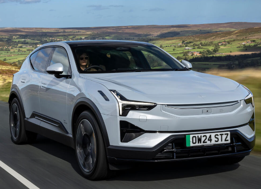 Polestar 3 دارای نسخه تک موتوره با برد 438 مایل است
