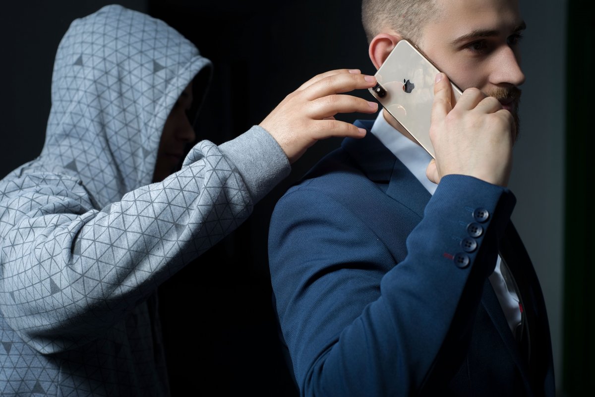 موج سرقت تلفن های هوشمند در لندن: اتهامات علیه اپل و گوگل